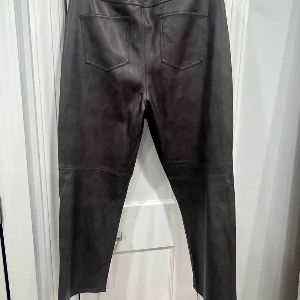 Elie Tahari Black Textured Fabric